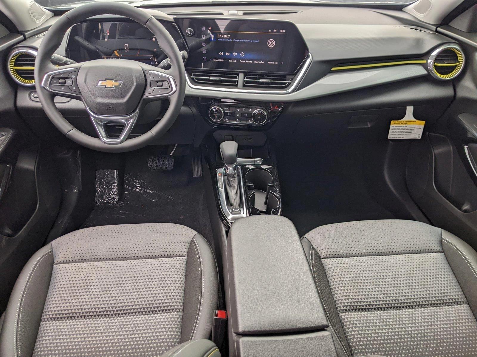 2025 Chevrolet Trax Vehicle Photo in MIAMI, FL 33134-2699