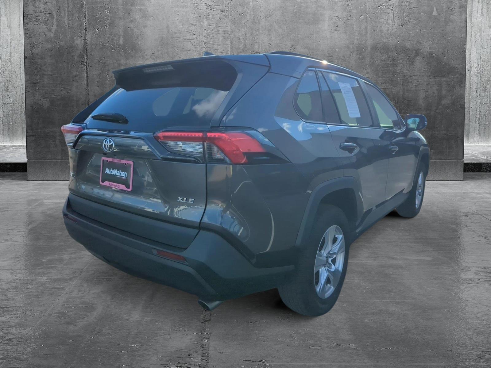 2021 Toyota RAV4 Vehicle Photo in Memphis, TN 38115