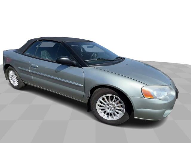 2004 Chrysler Sebring Vehicle Photo in MASSENA, NY 13662-2255