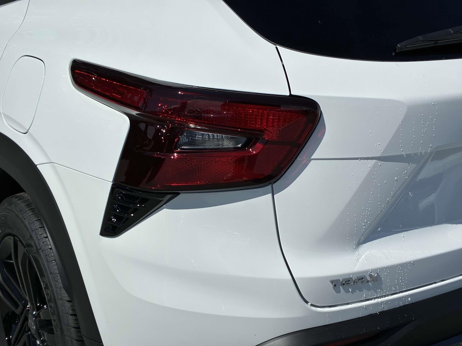 2025 Chevrolet Trax Vehicle Photo in LOS ANGELES, CA 90007-3794