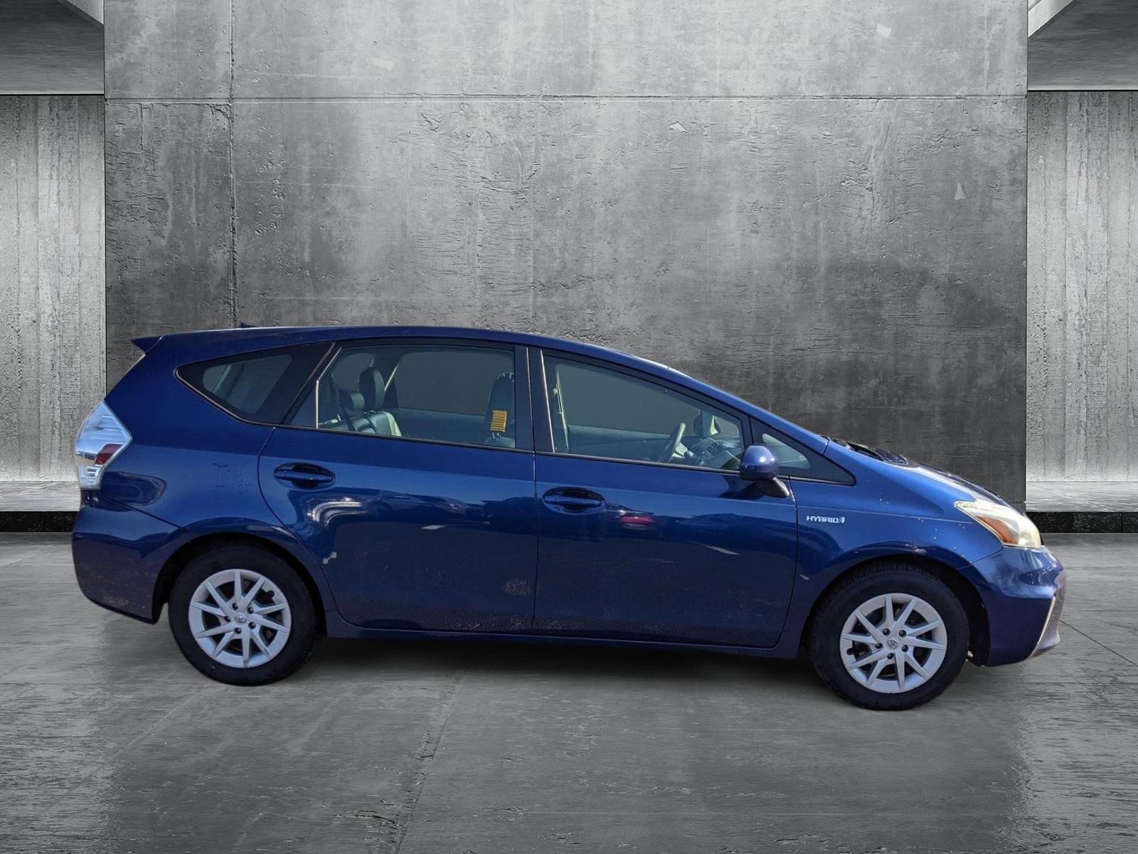 2013 Toyota Prius v Vehicle Photo in Cockeysville, MD 21030