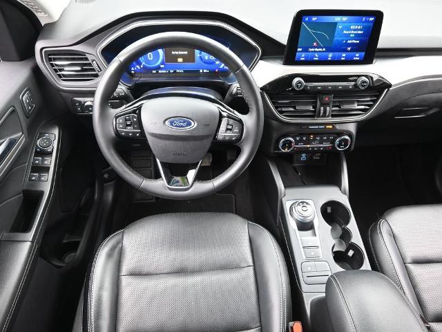 2022 Ford Escape Vehicle Photo in Cedar Rapids, IA 52402