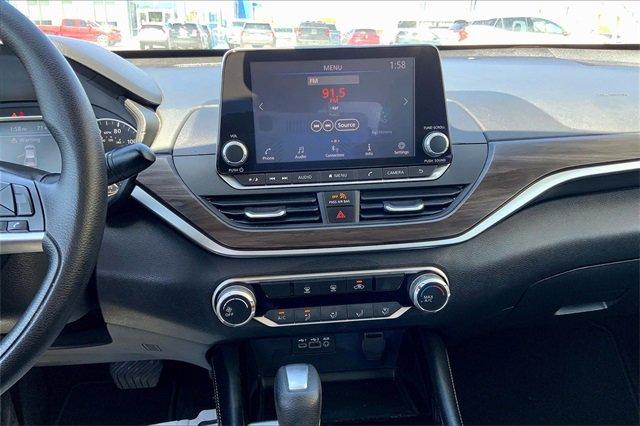 2023 Nissan Altima Vehicle Photo in TOPEKA, KS 66609-0000