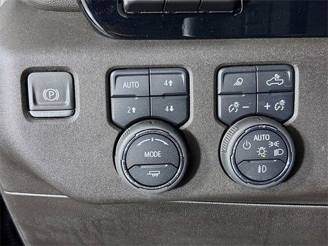 2024 Chevrolet Silverado 1500 Vehicle Photo in PUYALLUP, WA 98371-4149