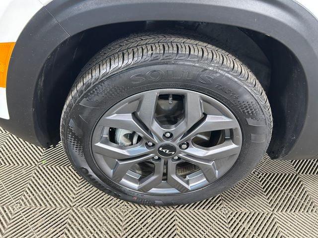 2024 Kia Seltos Vehicle Photo in MEDINA, OH 44256-9631