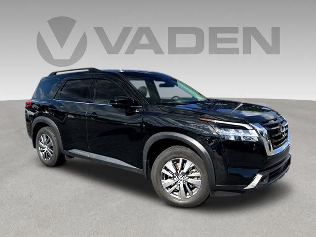 2022 Nissan Pathfinder Vehicle Photo in Savannah, GA 31419