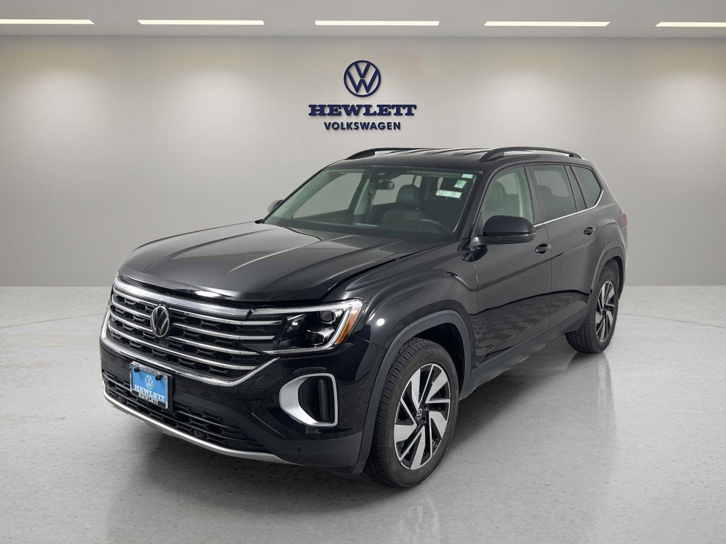 2024 Volkswagen Atlas Vehicle Photo in Georgetown, TX 78626