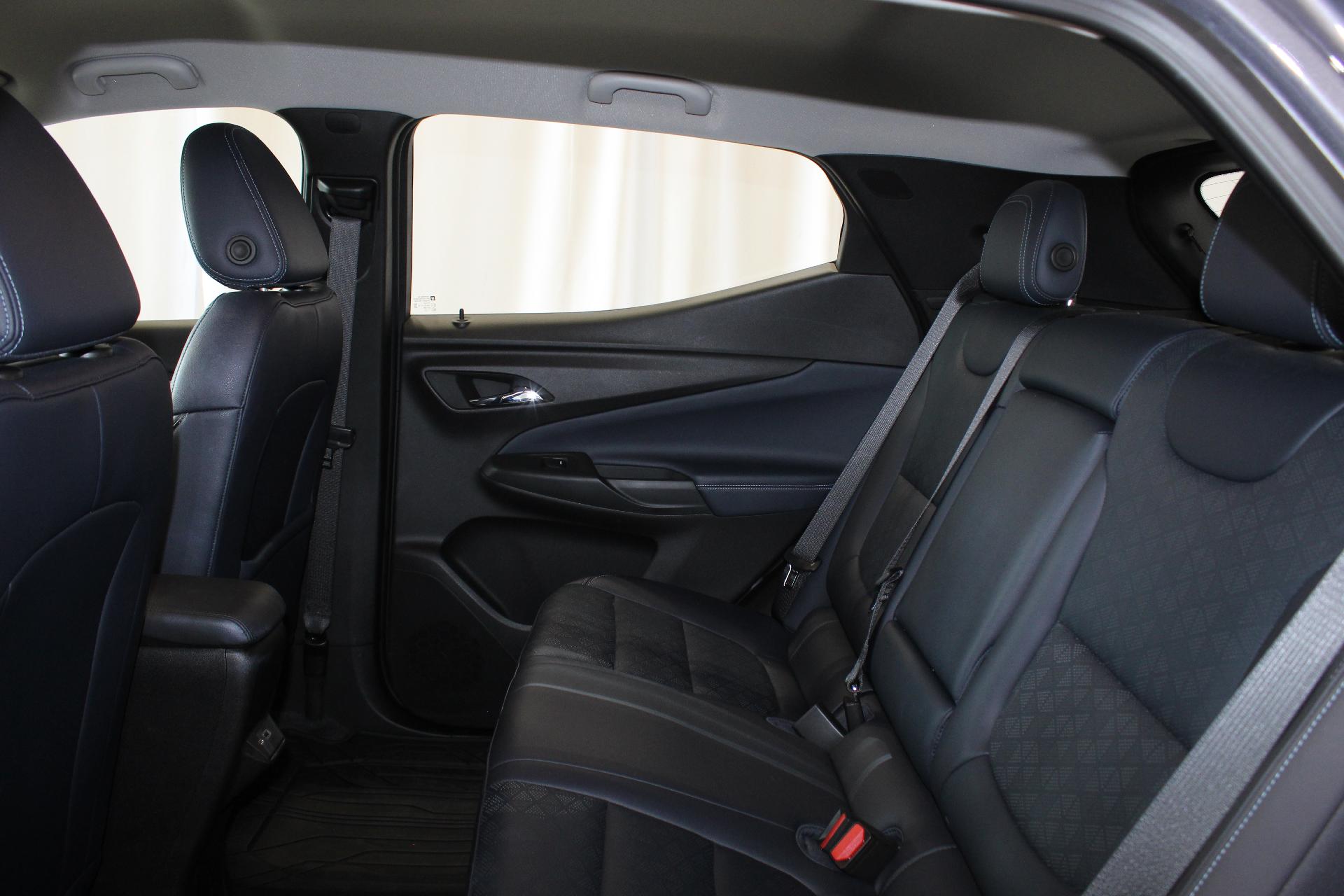 2022 Chevrolet Bolt EUV Vehicle Photo in NORTHAMPTON, MA 01060-1120