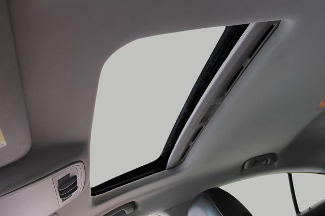 2012 Buick Regal Vehicle Photo in Green Bay, WI 54304