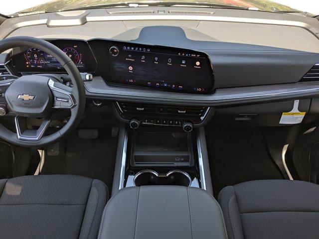 2025 Chevrolet Suburban Vehicle Photo in BRUNSWICK, GA 31525-1881