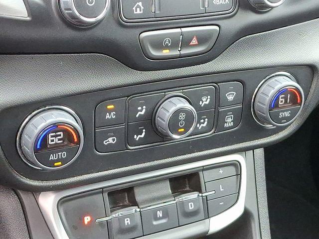 2024 GMC Terrain Vehicle Photo in DANBURY, CT 06810-5034