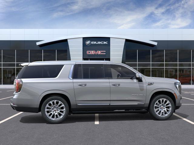 2025 GMC Yukon XL Vehicle Photo in GREEN BAY, WI 54303-3330