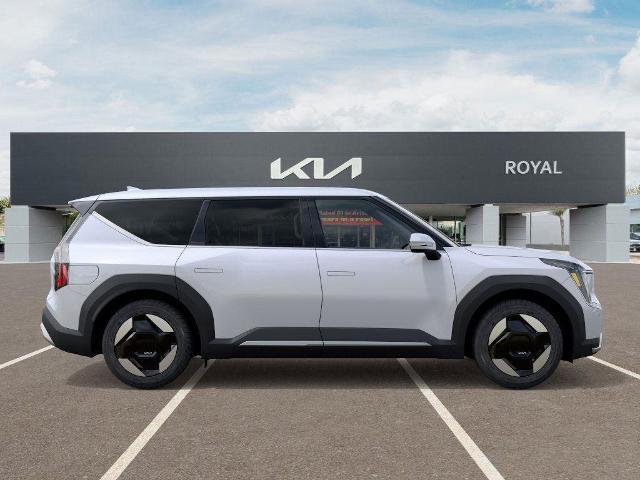 2026 Kia EV9 Vehicle Photo in Tucson, AZ 85712