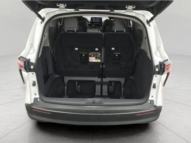 2023 Toyota Sienna Vehicle Photo in GREEN BAY, WI 54303-3330