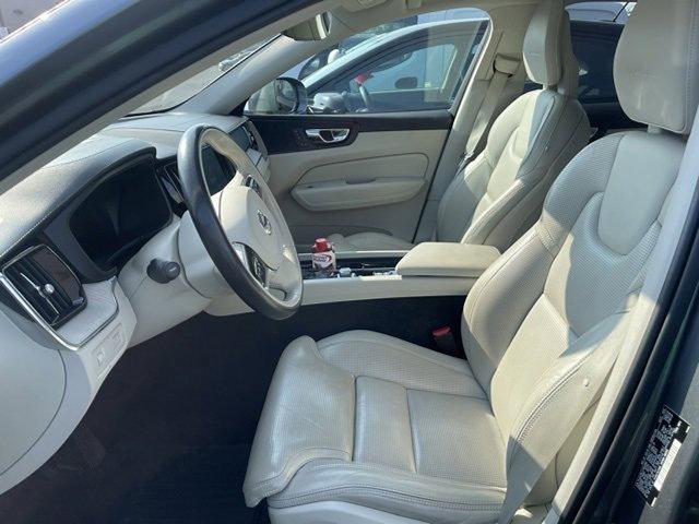2018 Volvo XC60 Vehicle Photo in Philadelphia, PA 19116