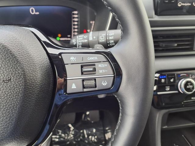 2025 Honda Pilot Vehicle Photo in Oshkosh, WI 54904