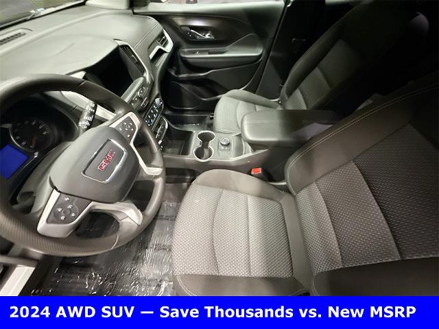2024 GMC Terrain Vehicle Photo in EVERETT, WA 98203-5662