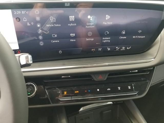 2025 Buick Envision Vehicle Photo in ELYRIA, OH 44035-6349