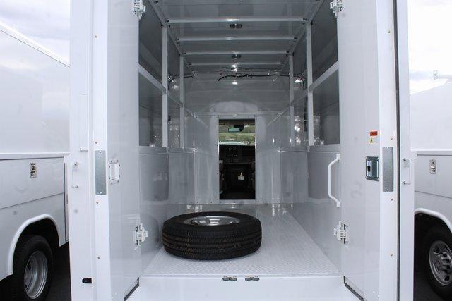 2024 GMC Savana Cutaway 3500 Vehicle Photo in SAINT CLAIRSVILLE, OH 43950-8512