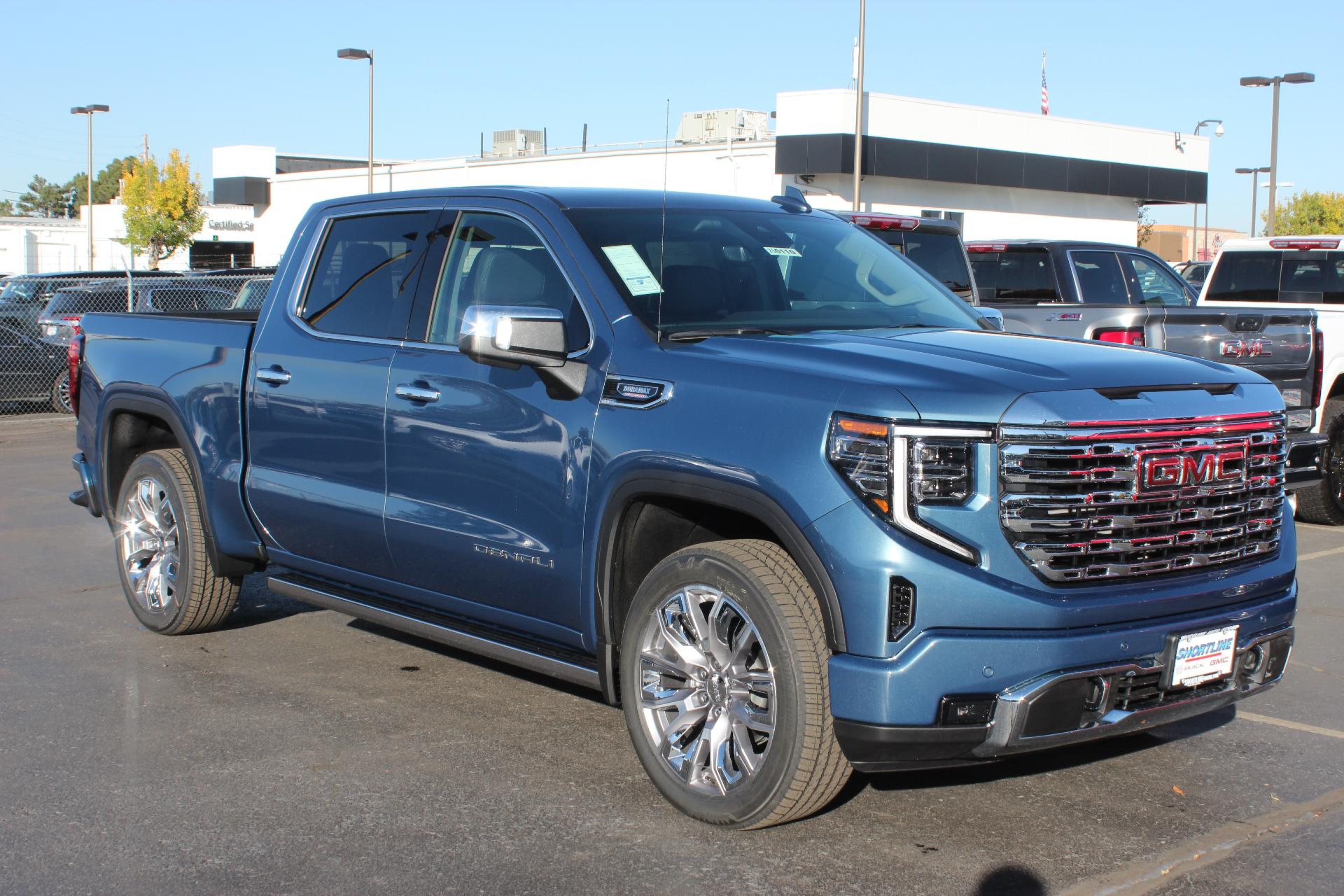 2025 GMC Sierra 1500 Vehicle Photo in AURORA, CO 80012-4011