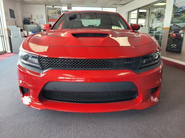 Used 2017 Dodge Charger SRT with VIN 2C3CDXL9XHH528015 for sale in Belle Glade, FL