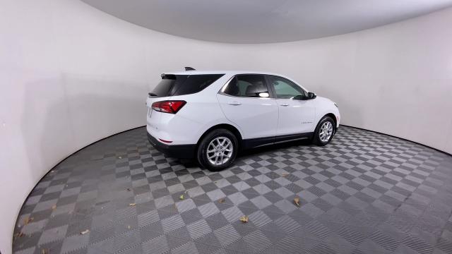 Used 2022 Chevrolet Equinox LT with VIN 2GNAXJEV7N6131457 for sale in Ballwin, MO