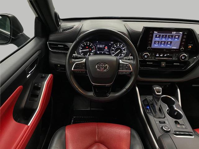 2021 Toyota Highlander Vehicle Photo in Appleton, WI 54913