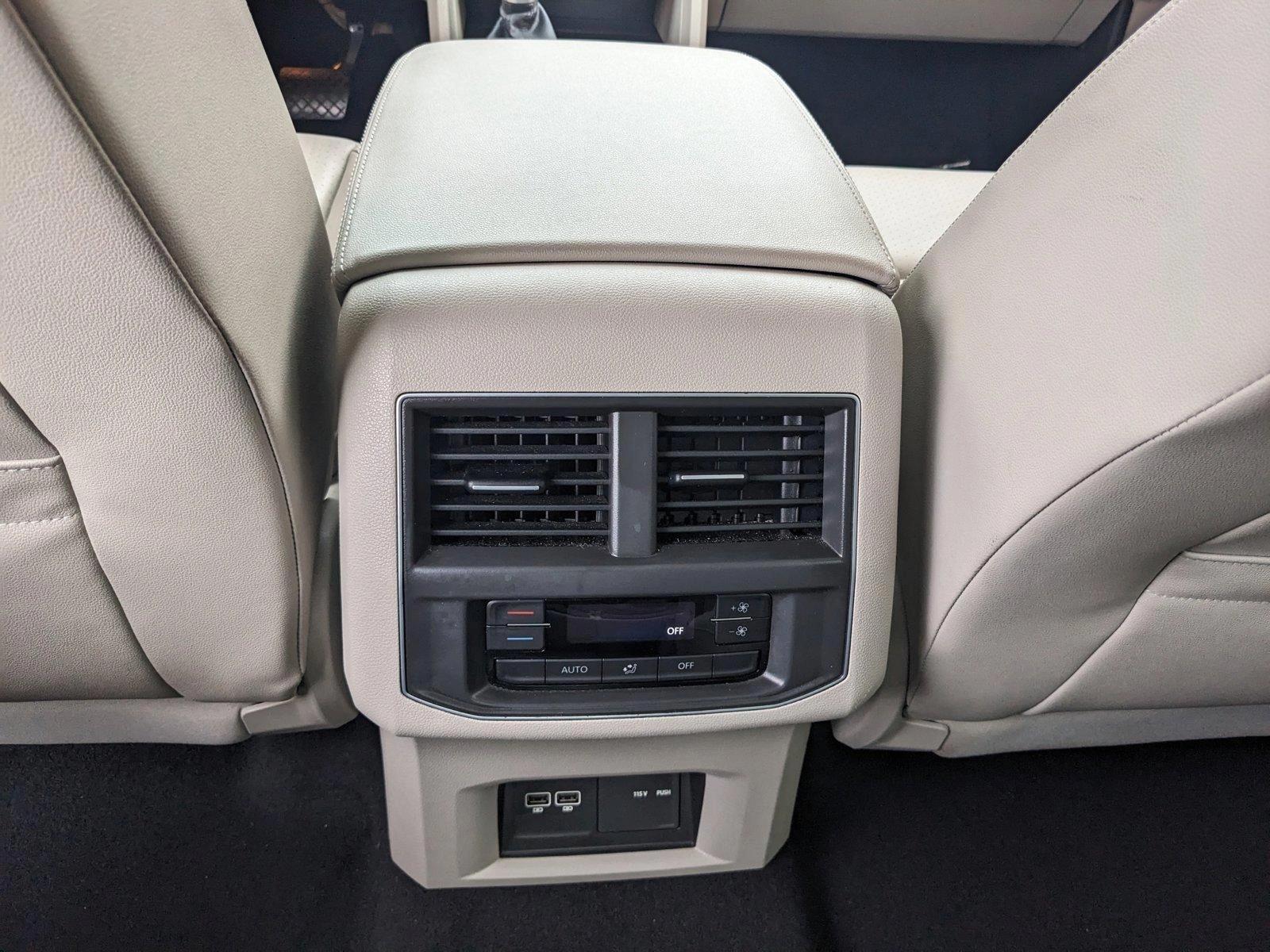 2019 Volkswagen Atlas Vehicle Photo in WEST PALM BEACH, FL 33407-3296