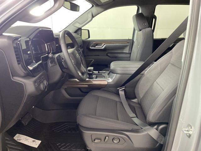 2025 Chevrolet Silverado 1500 Vehicle Photo in PHOENIX, AZ 85014-3381