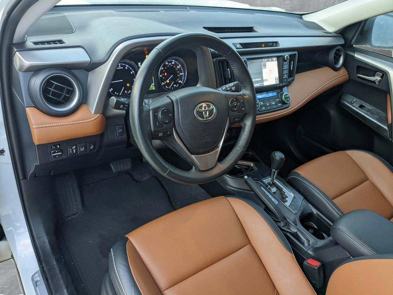 2017 Toyota RAV4 Vehicle Photo in Davie, FL 33331