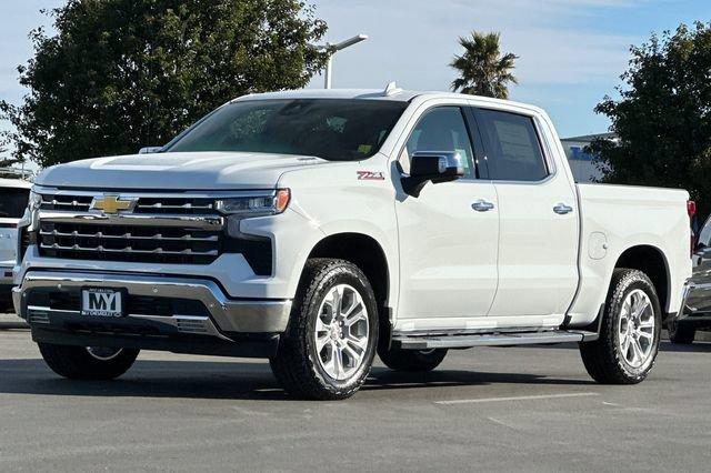 2025 Chevrolet Silverado 1500 Vehicle Photo in RIVERSIDE, CA 92504-4106