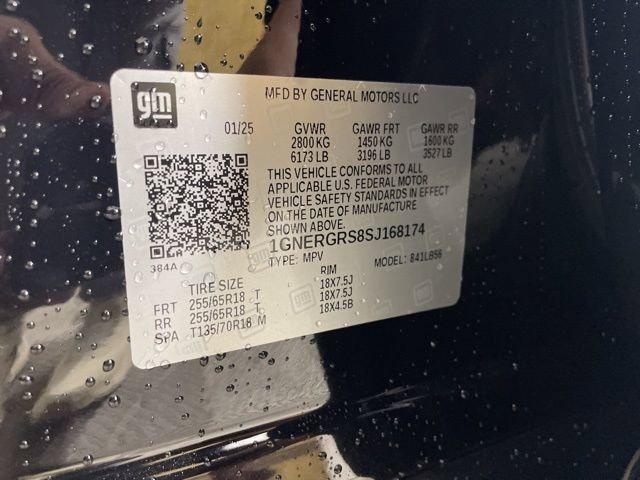 2025 Chevrolet Traverse Vehicle Photo in PHOENIX, AZ 85014-3381