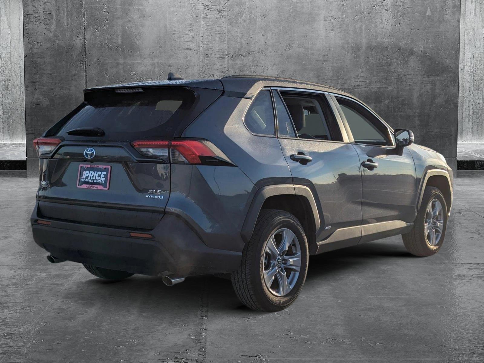 2022 Toyota RAV4 Vehicle Photo in Ft. Myers, FL 33907