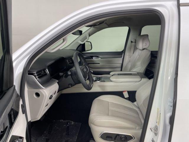 2023 Jeep Wagoneer L Vehicle Photo in PHOENIX, AZ 85014-3381