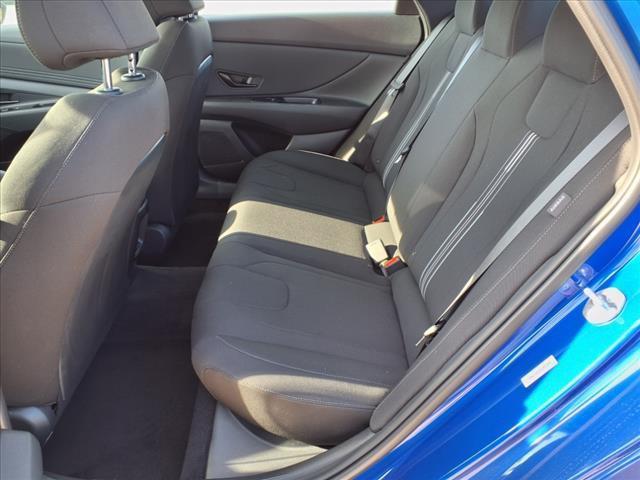 2025 Hyundai ELANTRA Vehicle Photo in Peoria, IL 61615