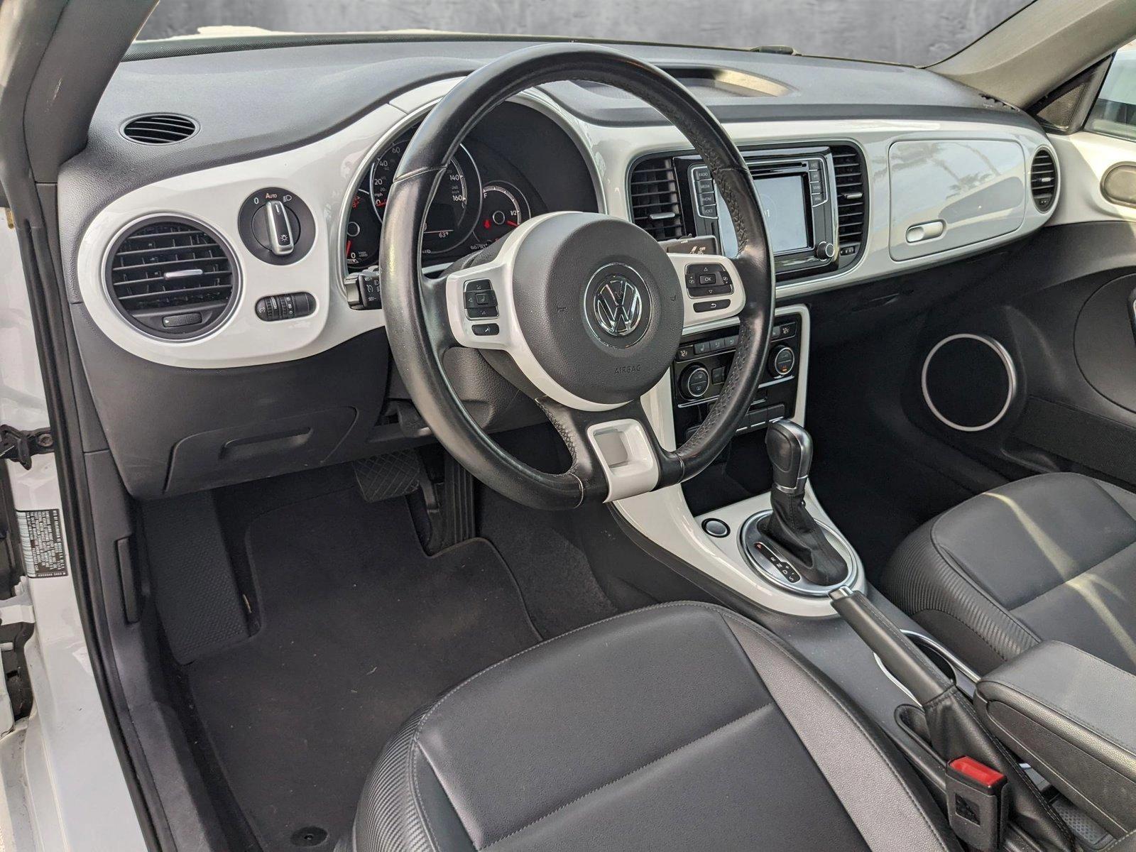 2019 Volkswagen Beetle Vehicle Photo in Davie, FL 33331