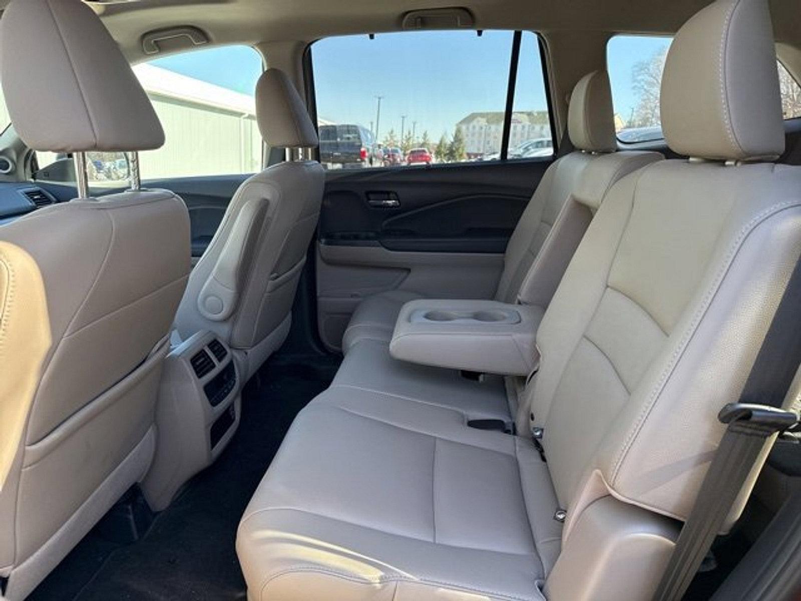 2020 Honda Pilot Vehicle Photo in Harrisburg, PA 17111
