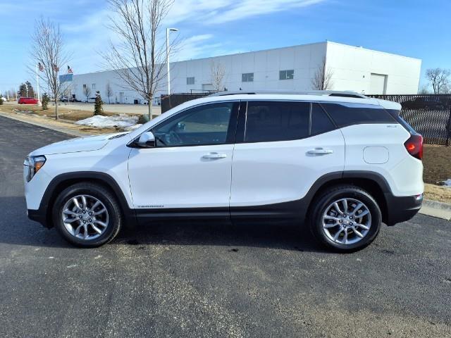 2022 GMC Terrain Vehicle Photo in Oshkosh, WI 54904