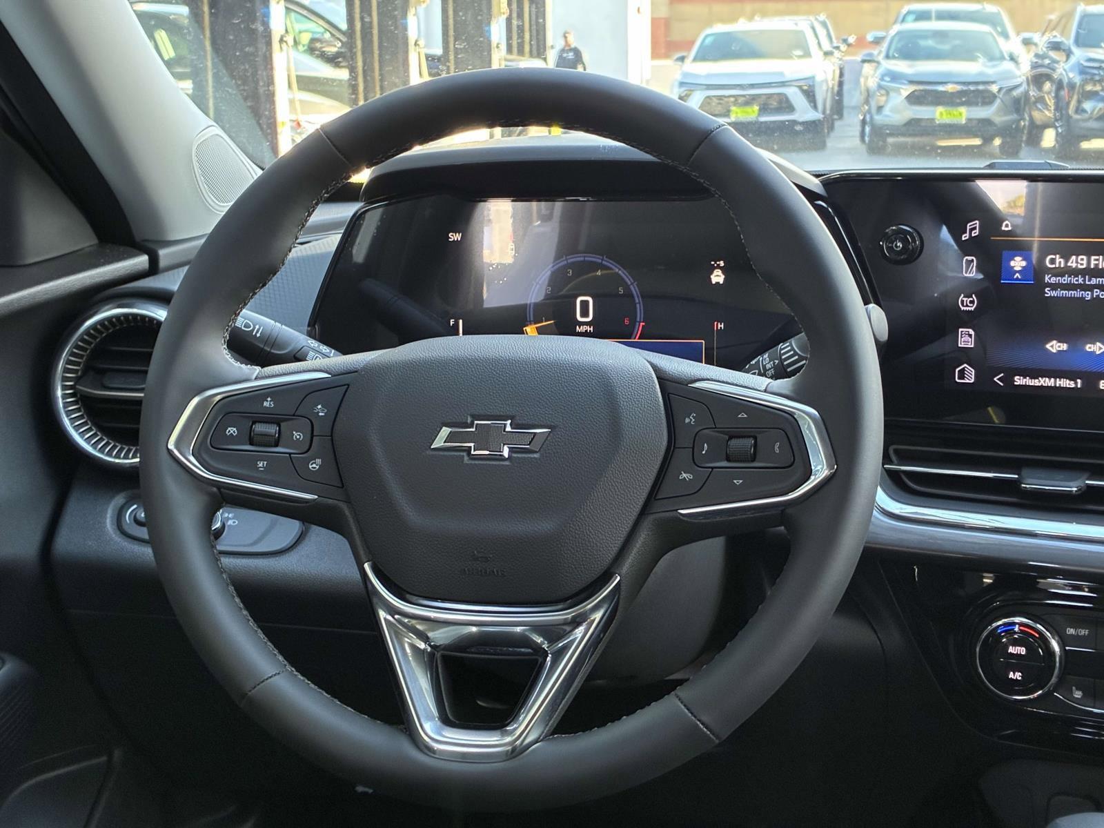 2025 Chevrolet Trax Vehicle Photo in LOS ANGELES, CA 90007-3794