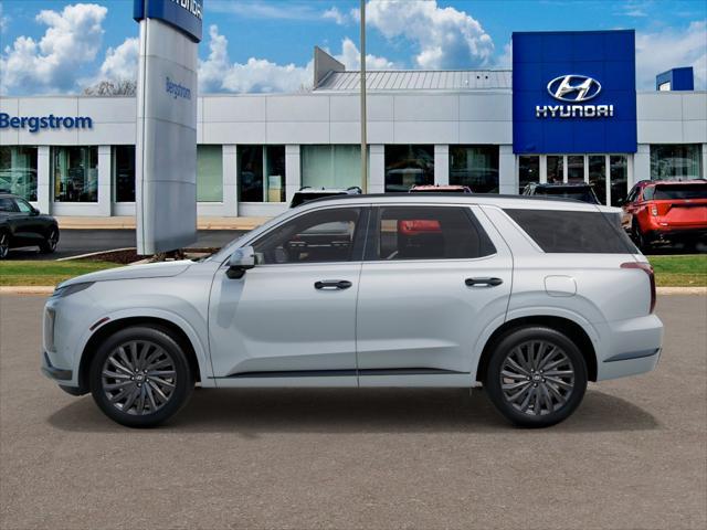 2025 Hyundai PALISADE Vehicle Photo in Green Bay, WI 54304