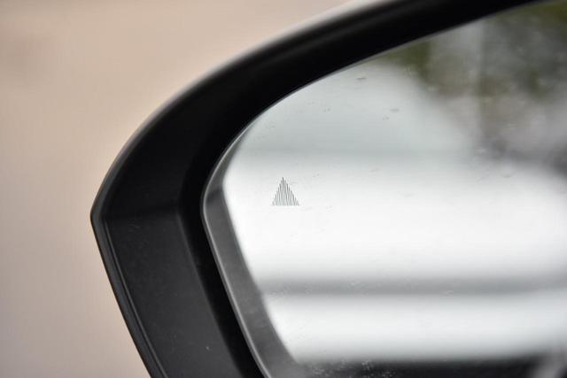 2025 Nissan Rogue Vehicle Photo in Ballwin, MO 63011