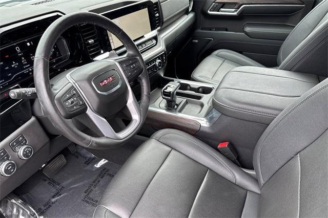 2023 GMC Sierra 1500 Vehicle Photo in ELK GROVE, CA 95757-8703