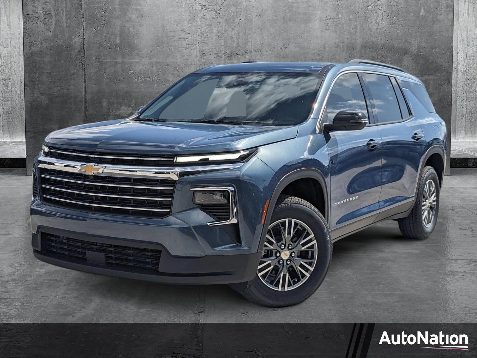 2025 Chevrolet Traverse Vehicle Photo in MIAMI, FL 33172-3015