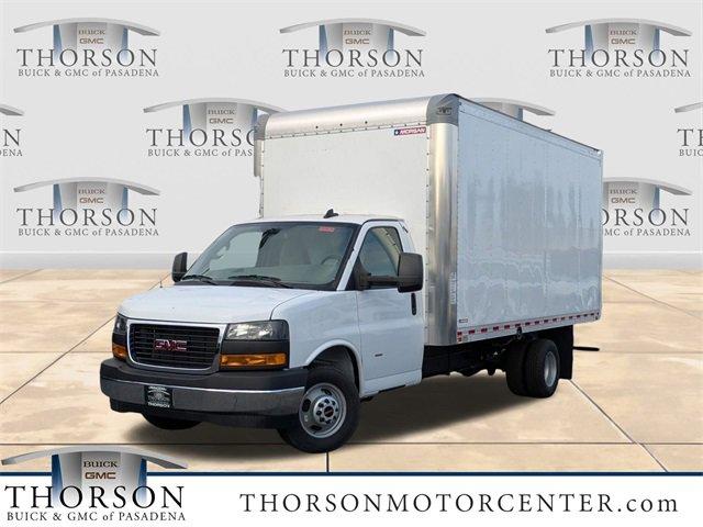 2024 GMC Savana Cutaway 3500 Vehicle Photo in PASADENA, CA 91107-3803