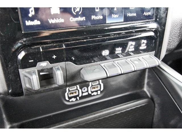 2024 Ram 3500 Vehicle Photo in ROSENBERG, TX 77471