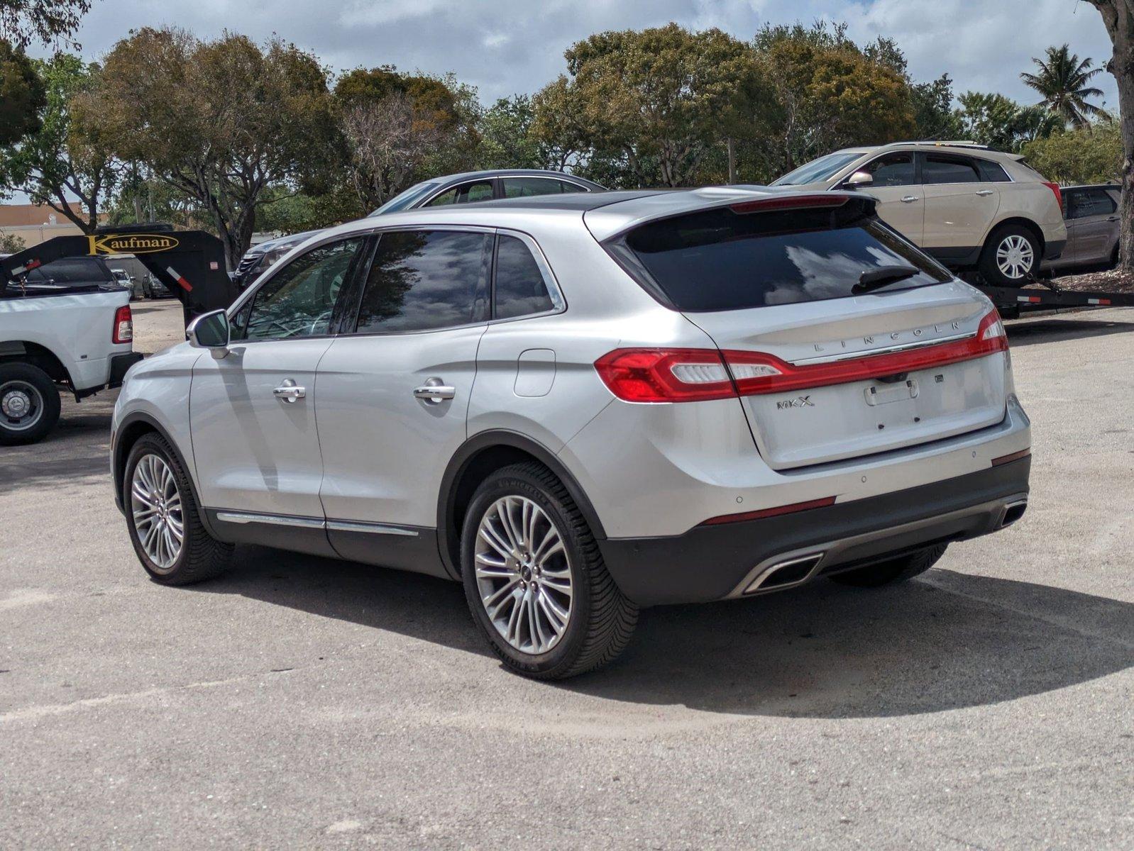 2017 Lincoln MKX Vehicle Photo in Pembroke Pines , FL 33084