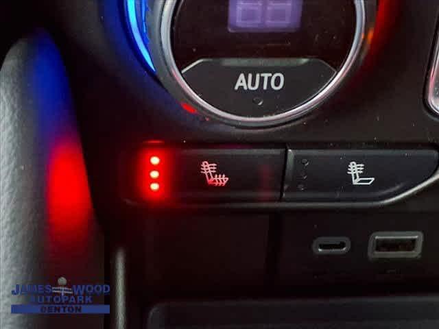 2021 Chevrolet Tahoe Vehicle Photo in DENTON, TX 76210-9321
