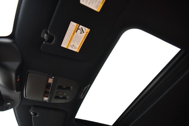 2025 Nissan Armada Vehicle Photo in Ballwin, MO 63011