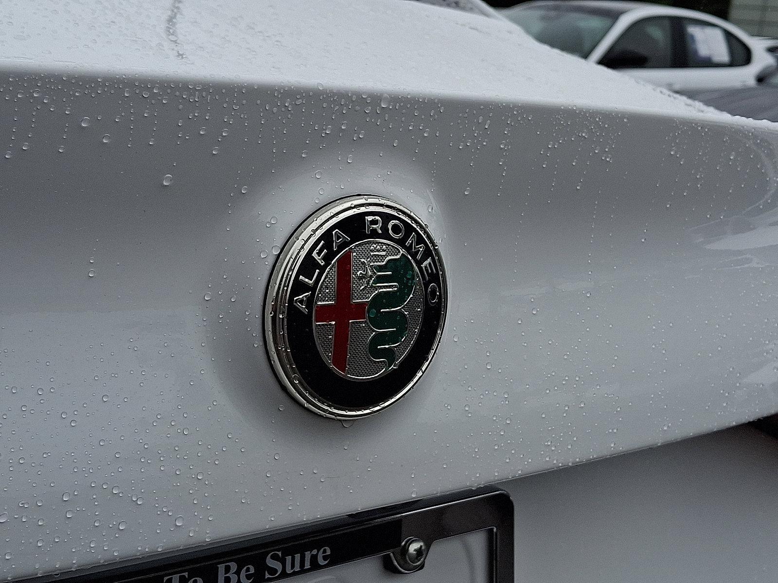 2022 Alfa Romeo Giulia Vehicle Photo in Willow Grove, PA 19090