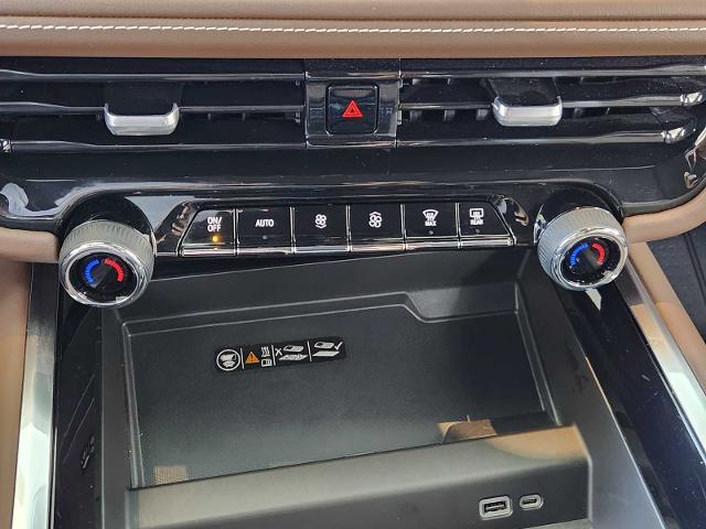 2025 Chevrolet Tahoe Vehicle Photo in HOUSTON, TX 77079